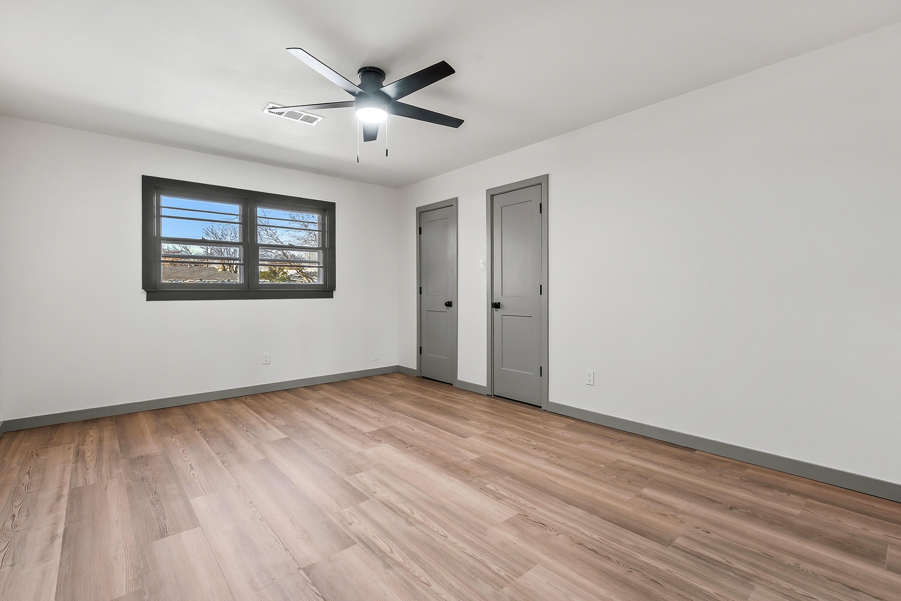 6007 Norfolk Avenue Lubbock, TX 79413 - Photo 19 of 26 DSC05811