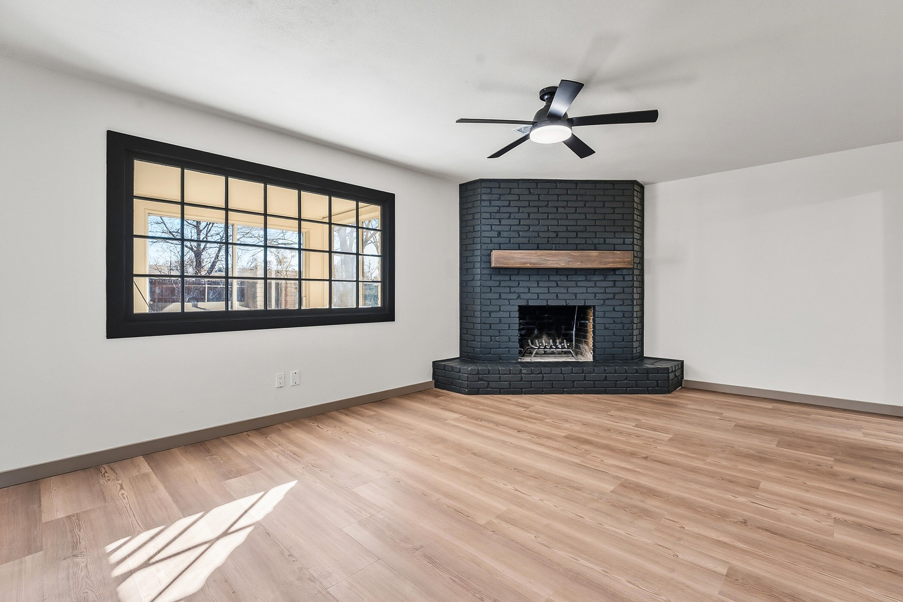 6007 Norfolk Avenue Lubbock, TX 79413 - Photo 7 of 26 DSC05775