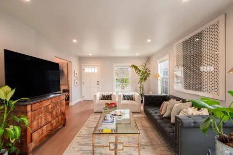 $1,295,000 | 1930 Stockton Street, Napa, CA 94559