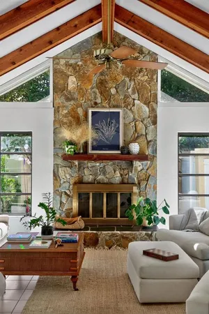 $5,000 | 1835 Serpentine Drive South, St. Petersburg, FL 33712