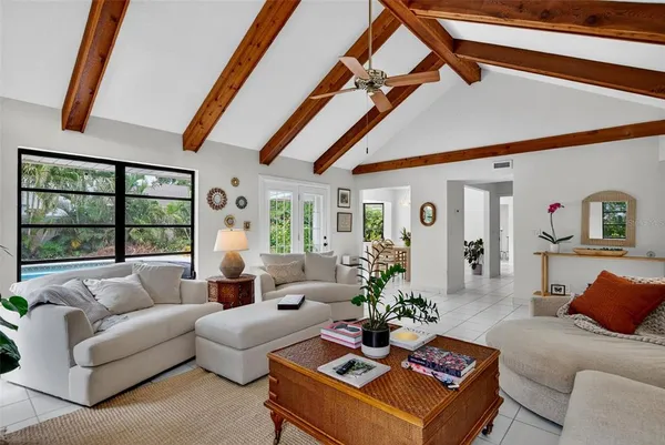 $5,000 | 1835 Serpentine Drive South, St. Petersburg, FL 33712