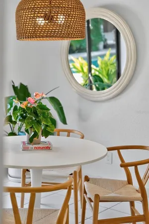 $5,000 | 1835 Serpentine Drive South, St. Petersburg, FL 33712