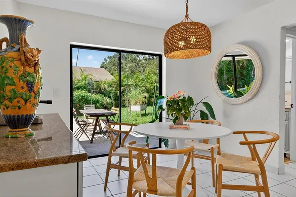 $5,000 | 1835 Serpentine Drive South, St. Petersburg, FL 33712