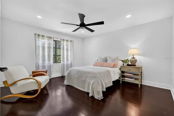 $5,000 | 1835 Serpentine Drive South, St. Petersburg, FL 33712