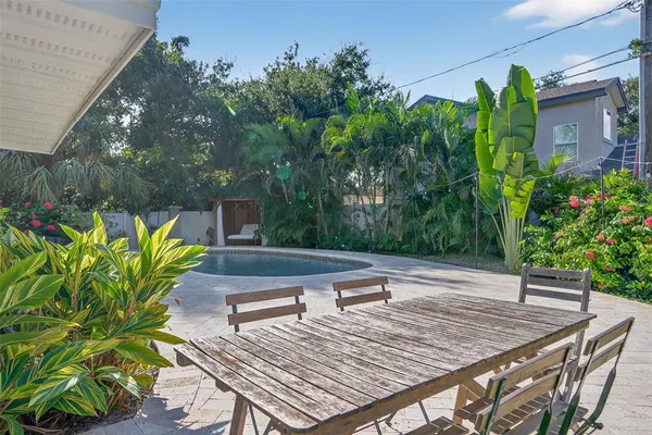 $5,000 | 1835 Serpentine Drive South, St. Petersburg, FL 33712