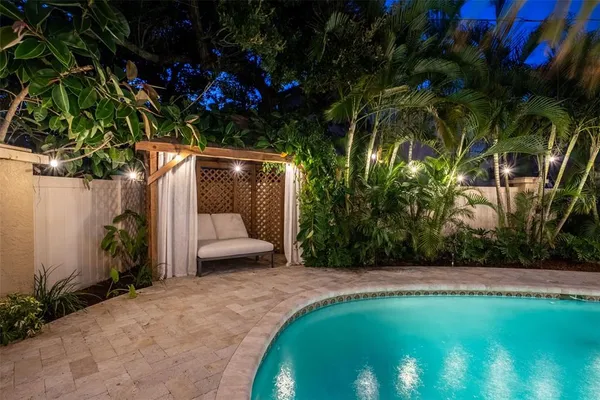 $5,000 | 1835 Serpentine Drive South, St. Petersburg, FL 33712