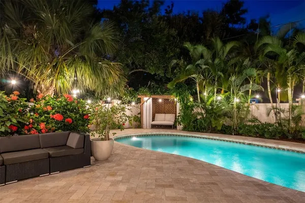 $5,000 | 1835 Serpentine Drive South, St. Petersburg, FL 33712