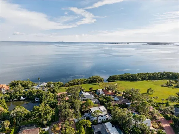 $5,000 | 1835 Serpentine Drive South, St. Petersburg, FL 33712