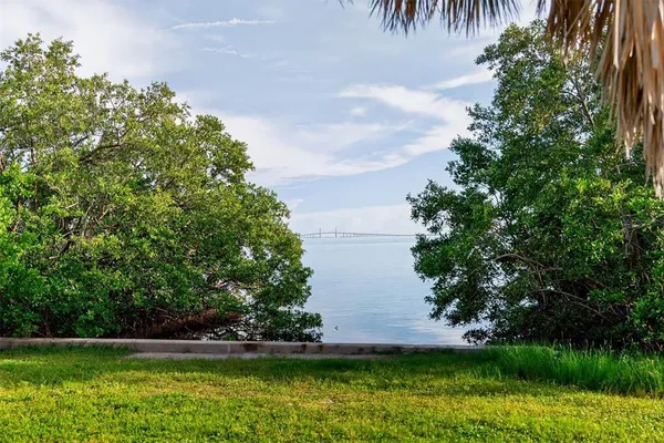 $5,000 | 1835 Serpentine Drive South, St. Petersburg, FL 33712