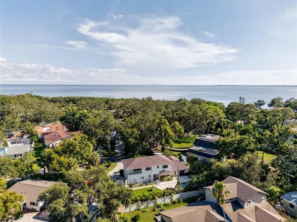 $5,000 | 1835 Serpentine Drive South, St. Petersburg, FL 33712