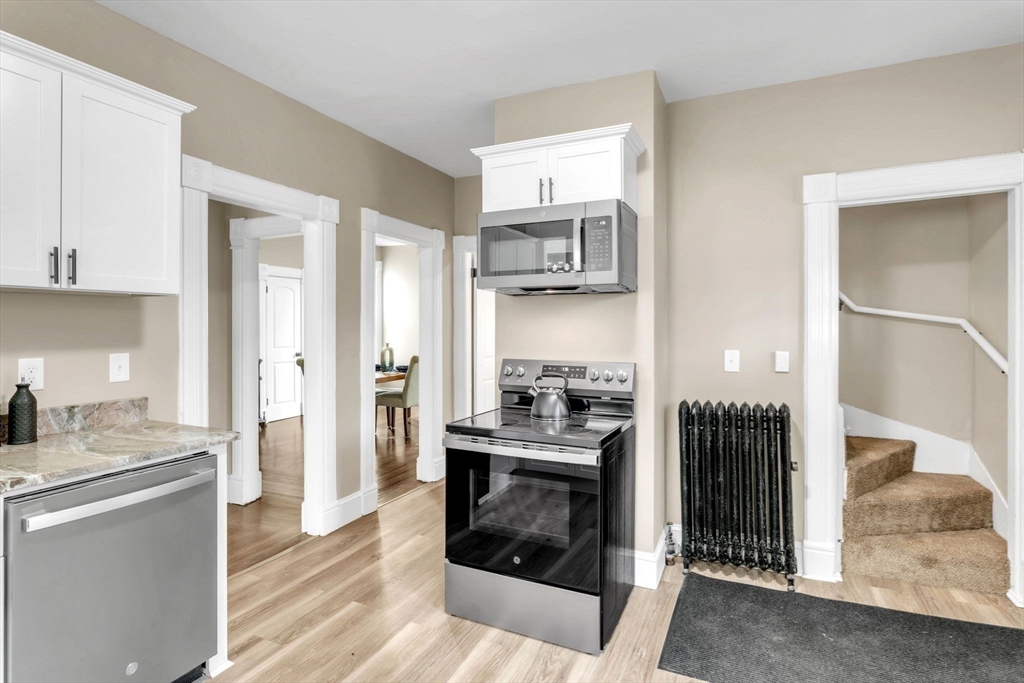 77 Clarendon Street Springfield, MA 01109 - Photo 13 of 38 Gallery Image 13