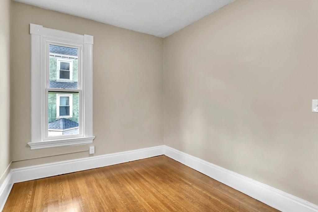 77 Clarendon Street Springfield, MA 01109 - Photo 28 of 38 Gallery Image 28