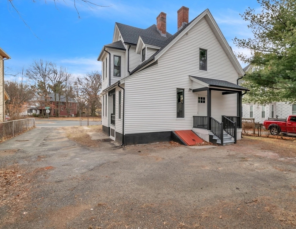 77 Clarendon Street Springfield, MA 01109 - Photo 38 of 38 Gallery Image 38