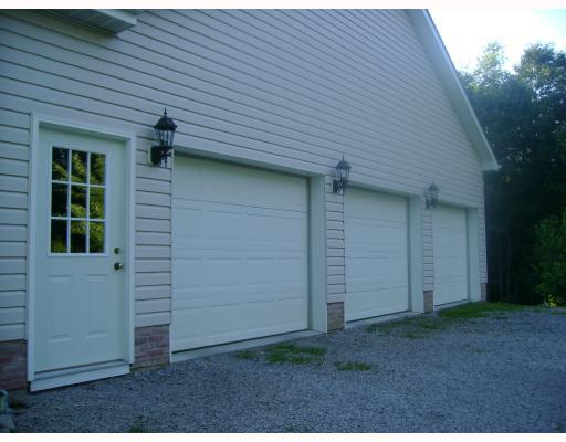 157 Cherry Road Chicora, PA 16025 - Photo 2 of 6 Parking Lot/Garage.