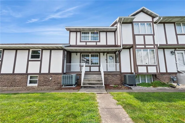 $179,999 | 112 Alpen Strasse Drive, Latrobe, PA 15650