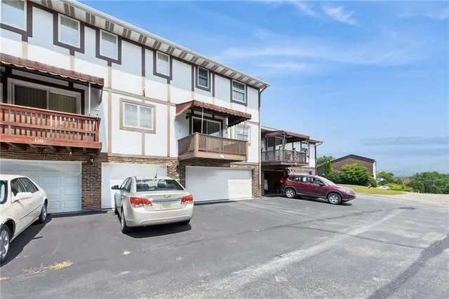 $179,999 | 112 Alpen Strasse Drive, Latrobe, PA 15650