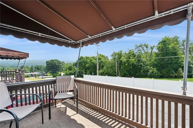 $179,999 | 112 Alpen Strasse Drive, Latrobe, PA 15650
