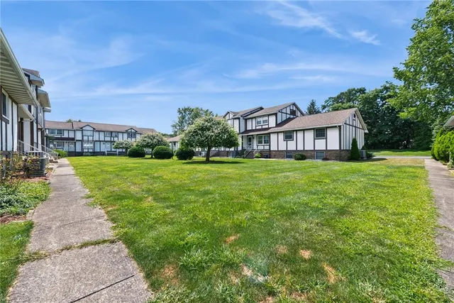 $179,999 | 112 Alpen Strasse Drive, Latrobe, PA 15650