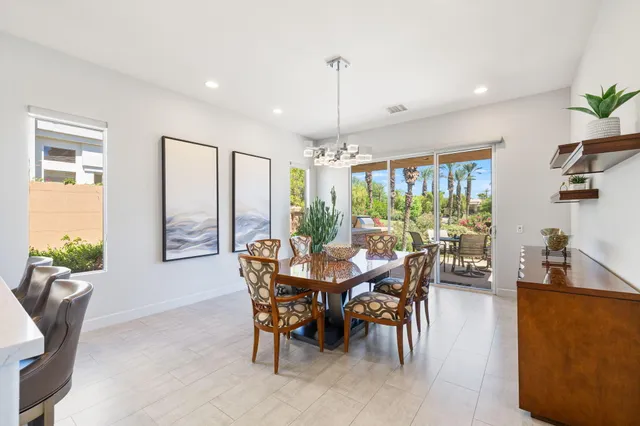 $2,095,000 | 461 White Horse Trail, Palm Desert, CA 92211