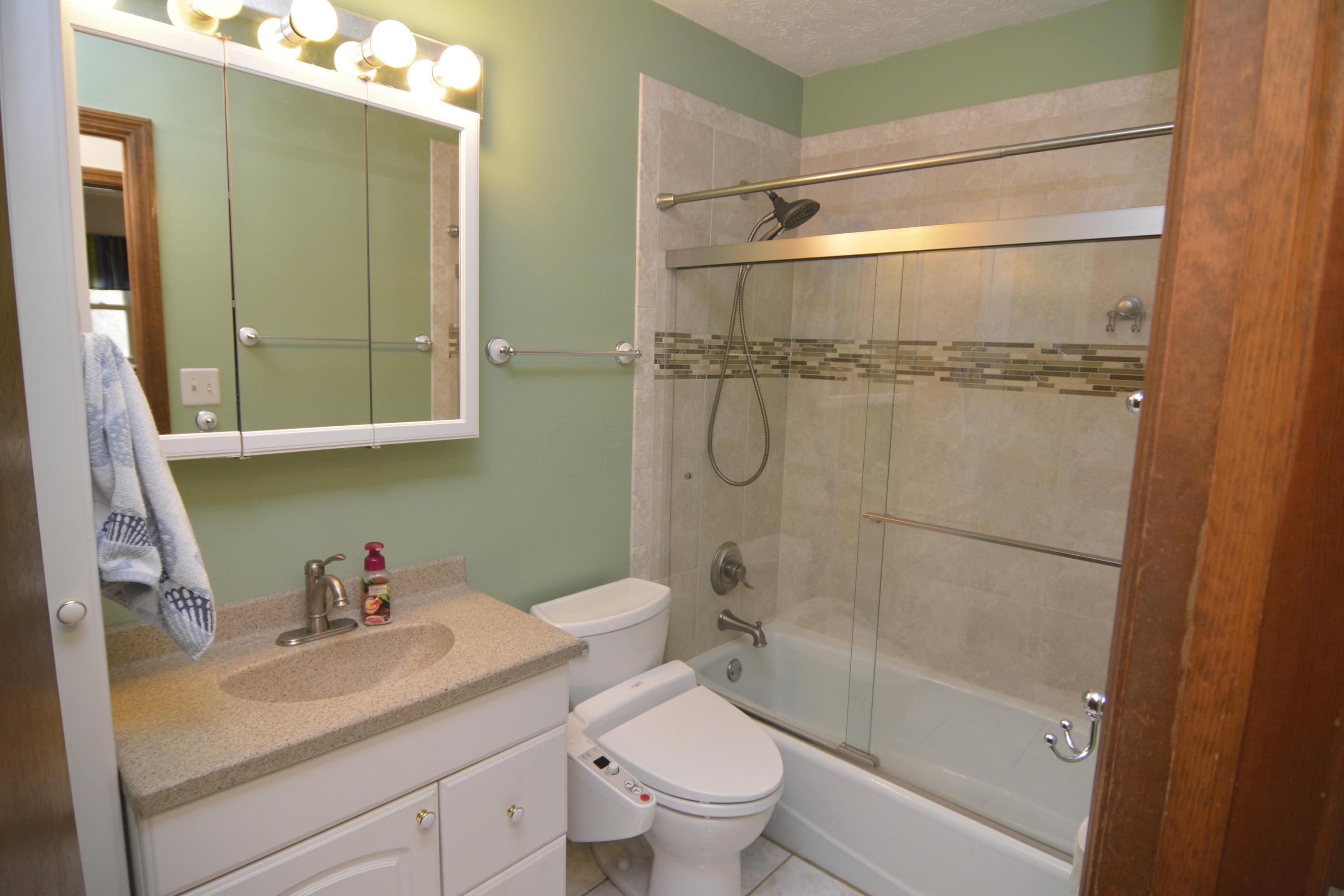 7834 Strathmoore Road Dublin, OH 43016 - Photo 39 of 50 Gallery Image 39