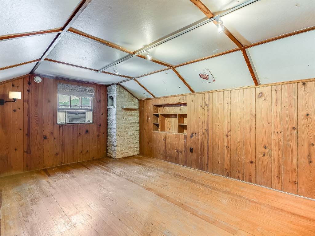 2304 Longview Street Austin, TX 78705 - Photo 19 of 31 a view of an empty room
