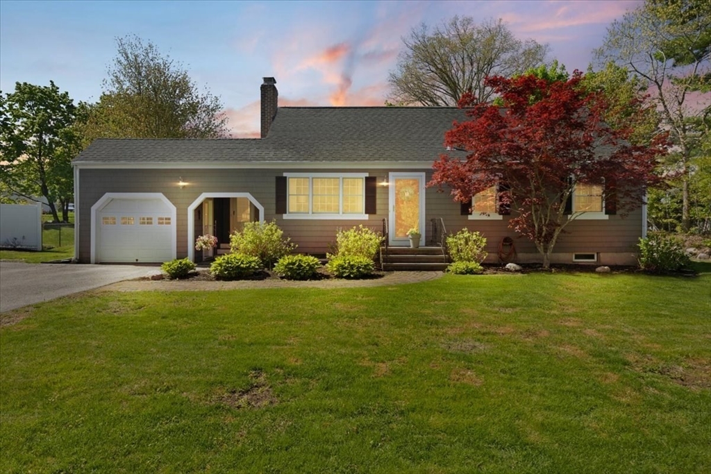 41 Utility Road Scituate, MA 02066 - Photo 4 of 42