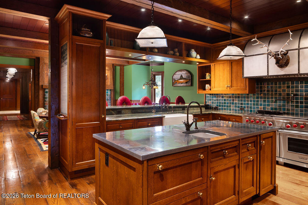 1275 South Ely Springs Road Jackson, WY 83001 - Photo 20 of 59 Kitchen