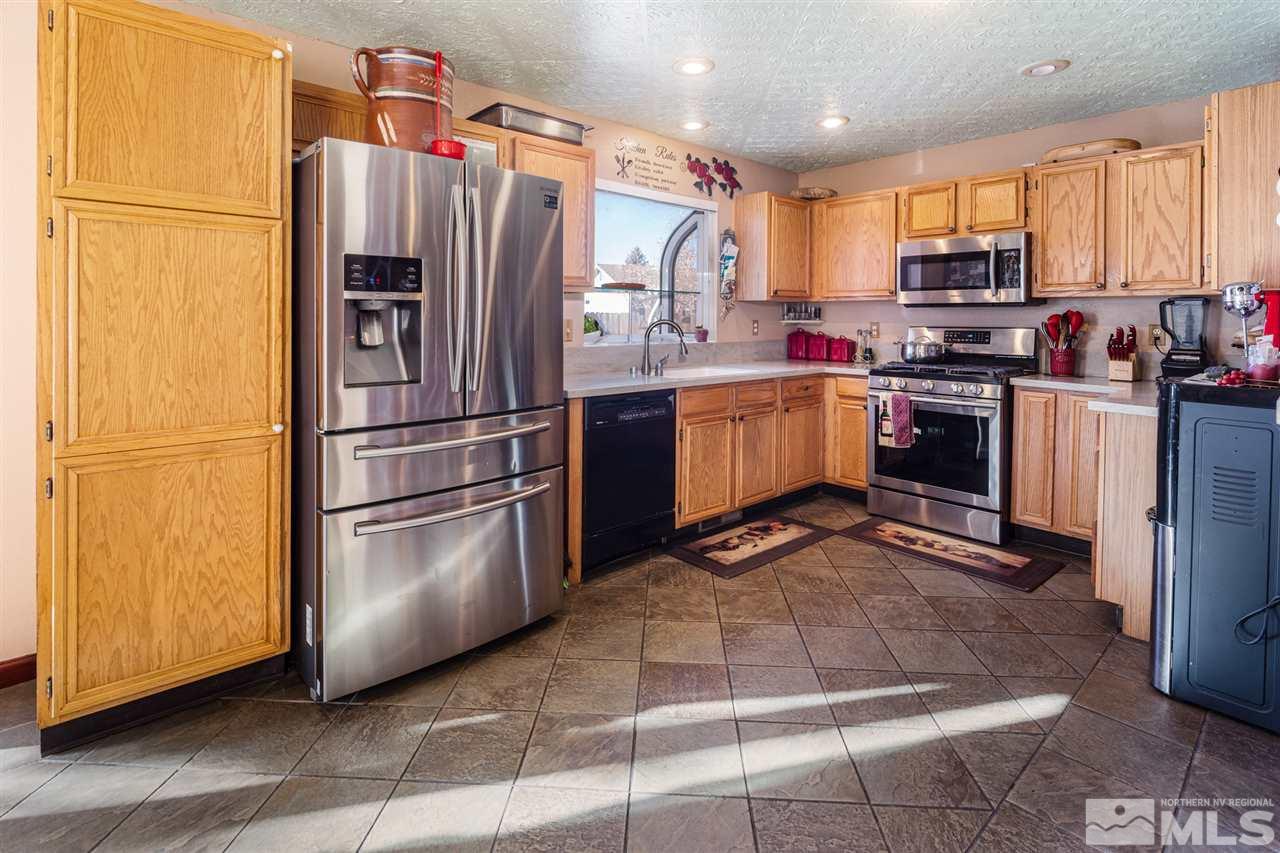 8479 Piper Place Reno, NV 89506 - Photo 3 of 22 Photo 3