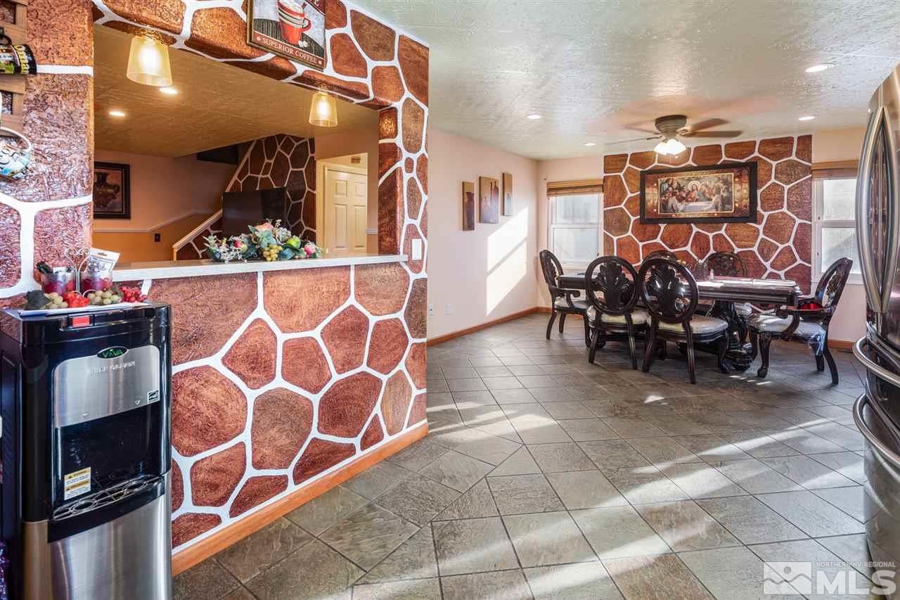 8479 Piper Place Reno, NV 89506 - Photo 5 of 22 Photo 5