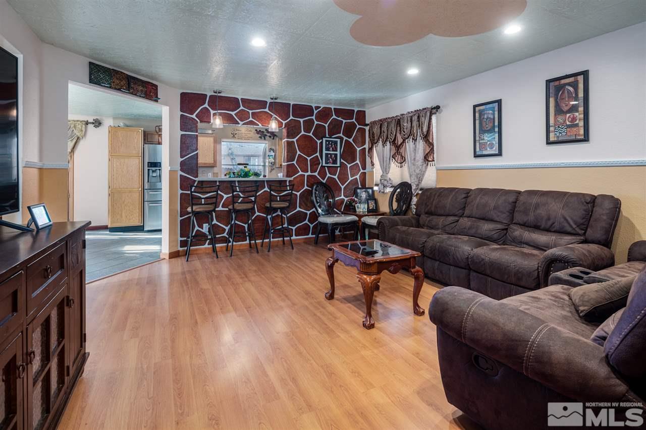 8479 Piper Place Reno, NV 89506 - Photo 8 of 22 Photo 8