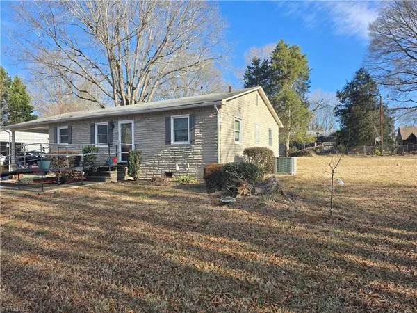 $220,000 | 499 Raymond Street, Mocksville, NC 27028