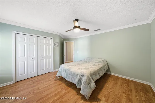 a view of a tennis court