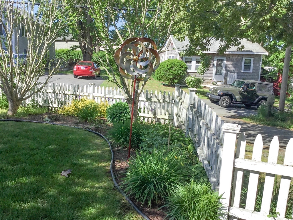 8 East Boulevard Wareham, MA 02558 - Photo 30 of 39 a front view of a house with yard