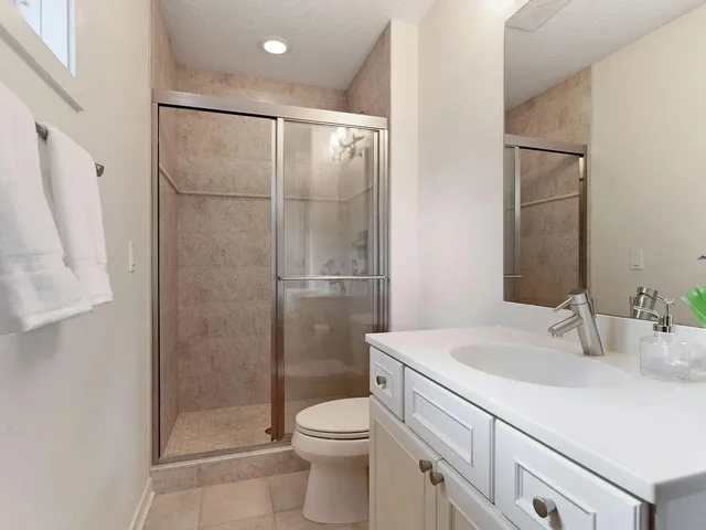 $6,995 | 6484 Ivy Way, Edina, MN 55436