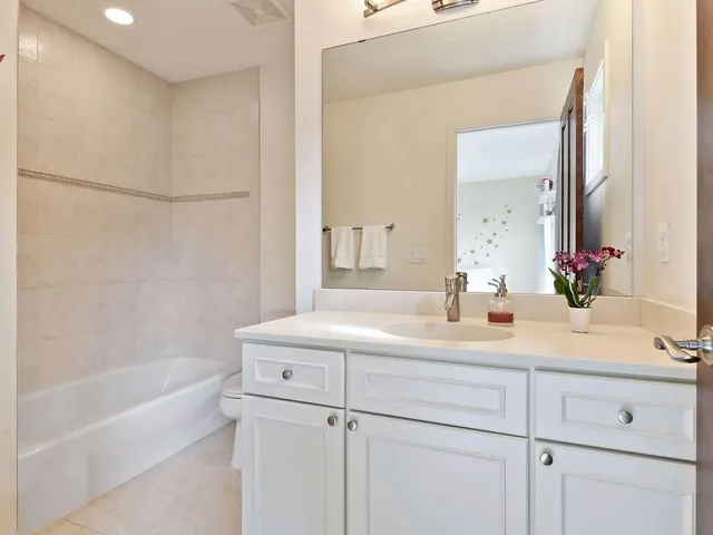 $6,995 | 6484 Ivy Way, Edina, MN 55436