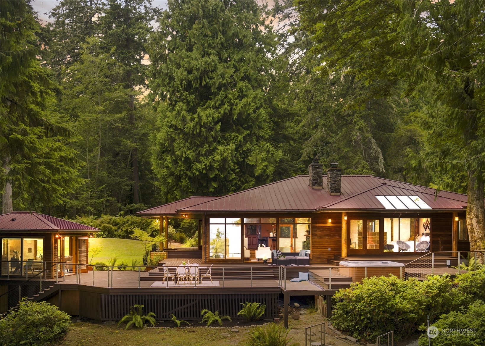 16440 Agate Point Road Northeast Bainbridge Island, WA 98110 - Photo 1 of 36 Gallery Image 1