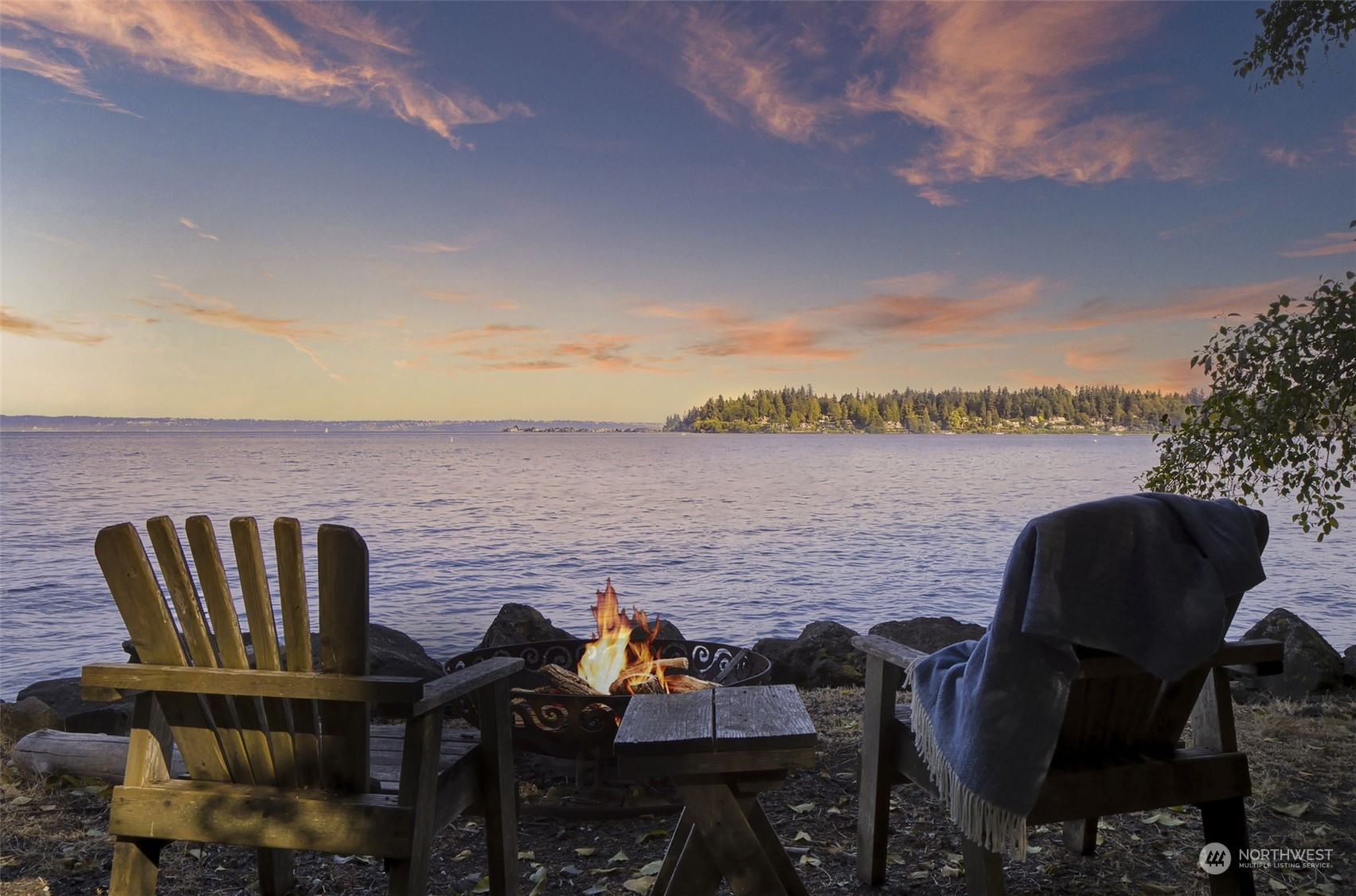 16440 Agate Point Road Northeast Bainbridge Island, WA 98110 - Photo 3 of 36 Gallery Image 3