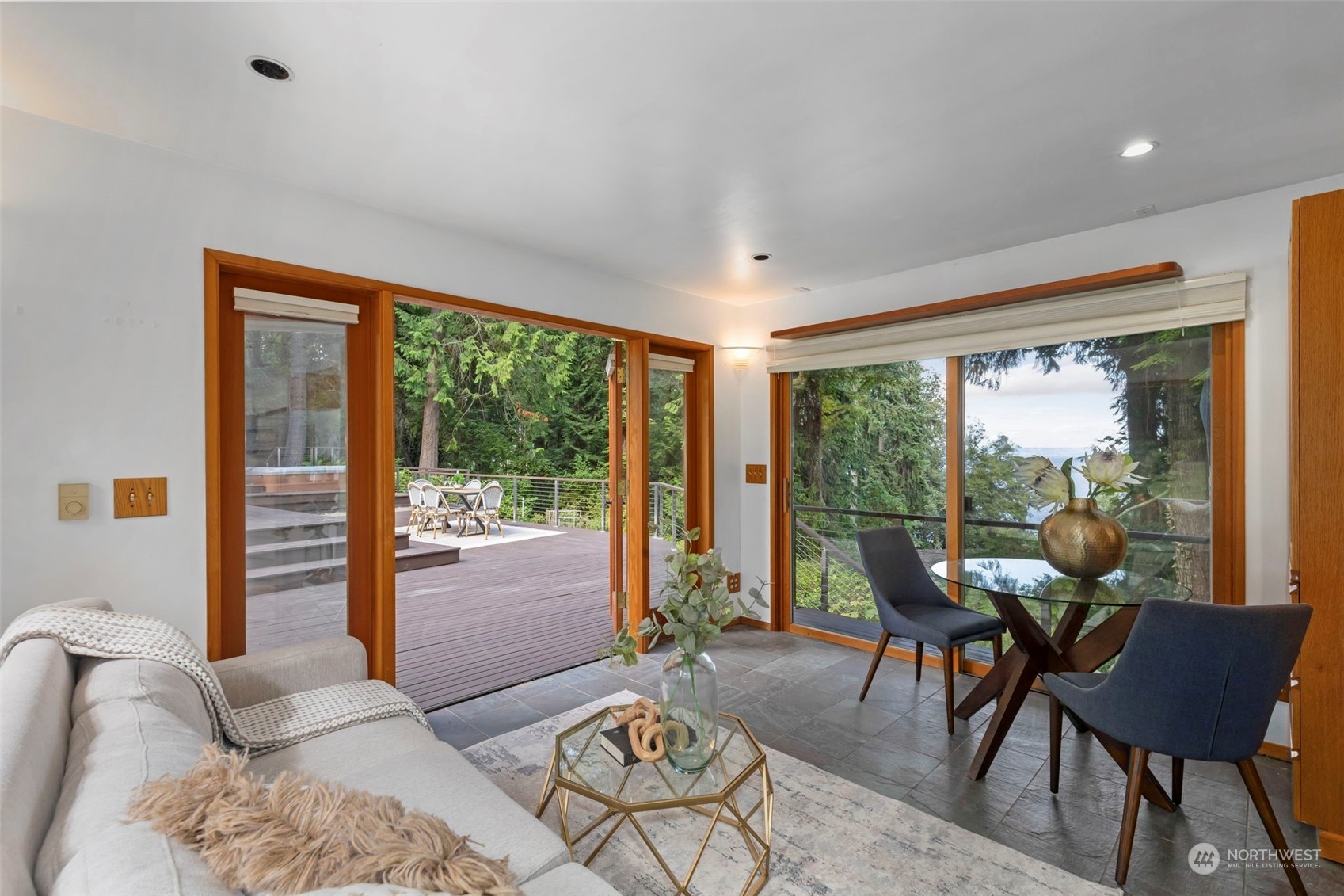 16440 Agate Point Road Northeast Bainbridge Island, WA 98110 - Photo 32 of 36 Gallery Image 32