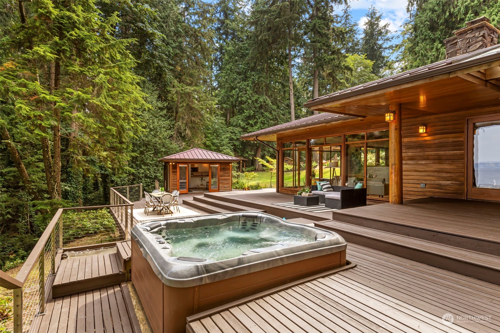 16440 Agate Point Road Northeast Bainbridge Island, WA 98110 - Photo 5 of 36 Gallery Image 5