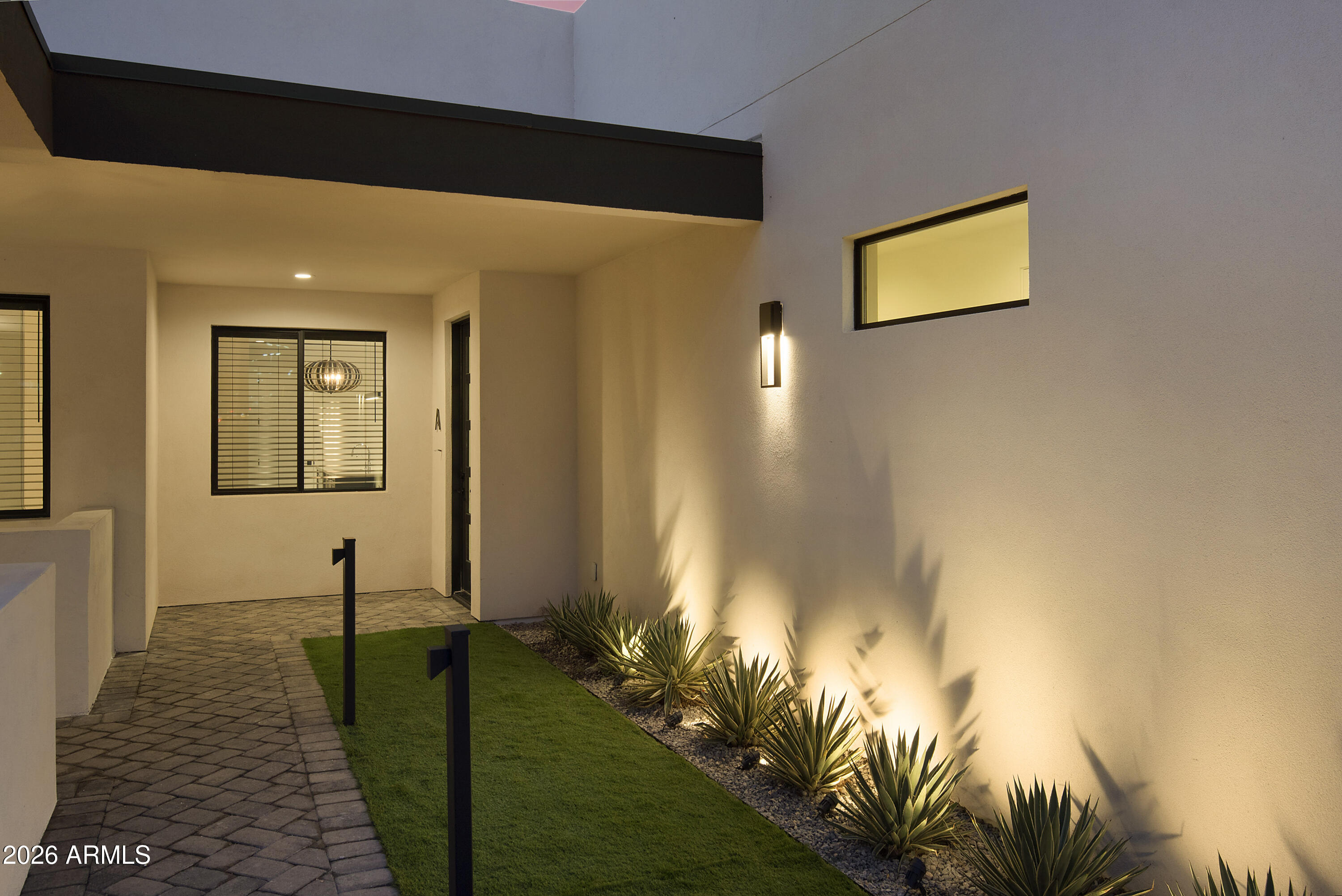 1611 East Lamar Road Phoenix, AZ 85016 - Photo 3 of 9 Close Up Of 1 - 3 Bedroom Entrance