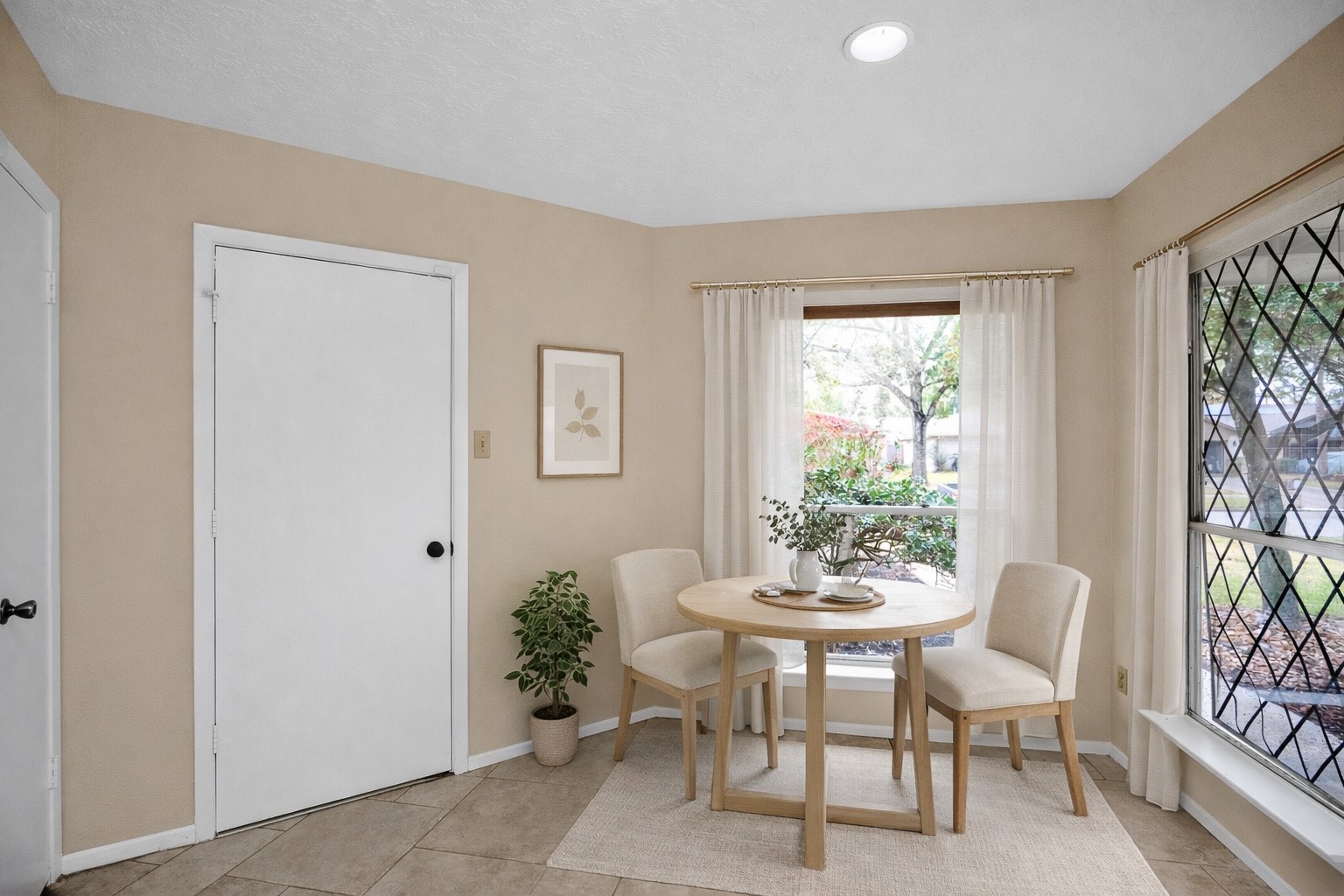 17323 Northchapel Street Spring, TX 77379 - Photo 17 of 37 Photo is digitally enhanced and virtually staged for visualization purposes only.