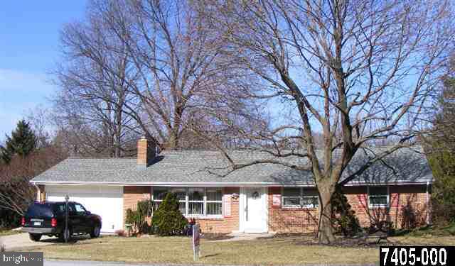 721 Hoffman Road York, PA 17403 - Photo 1 of 1 Gallery Image 1