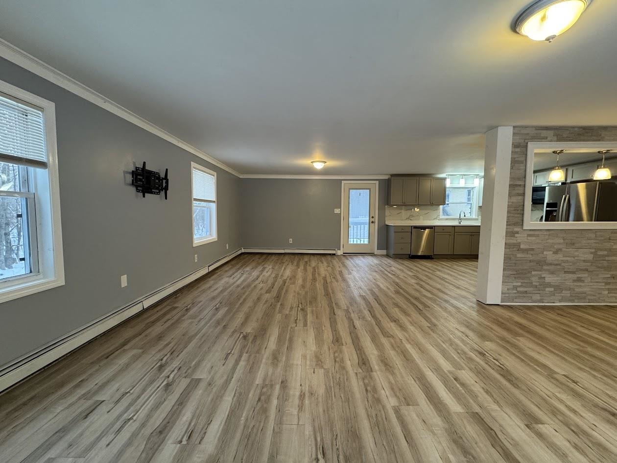 240 Leda Avenue Manchester, NH 03104 - Photo 13 of 39