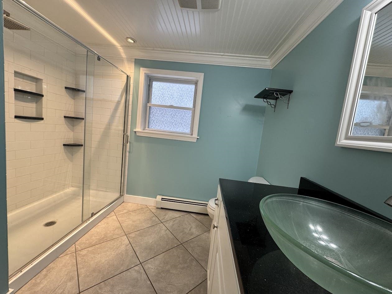 240 Leda Avenue Manchester, NH 03104 - Photo 14 of 39