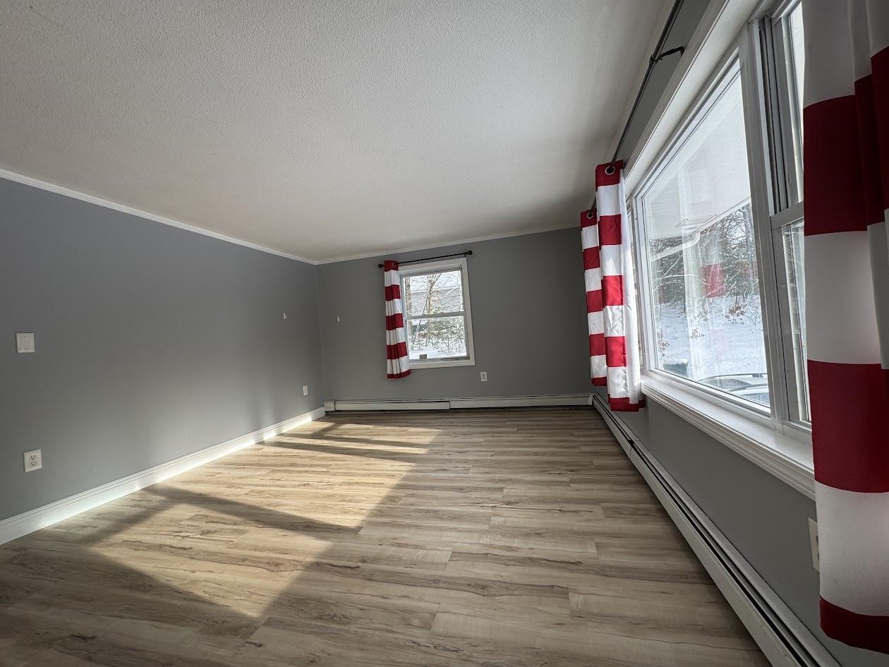 240 Leda Avenue Manchester, NH 03104 - Photo 19 of 39