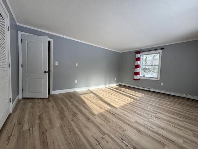 $4,000 | 240 Leda Avenue, Manchester, NH 03104