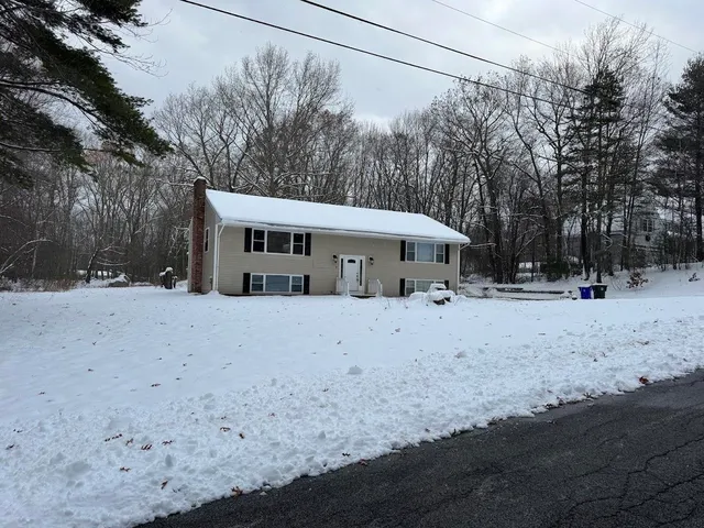 $4,000 | 240 Leda Avenue, Manchester, NH 03104