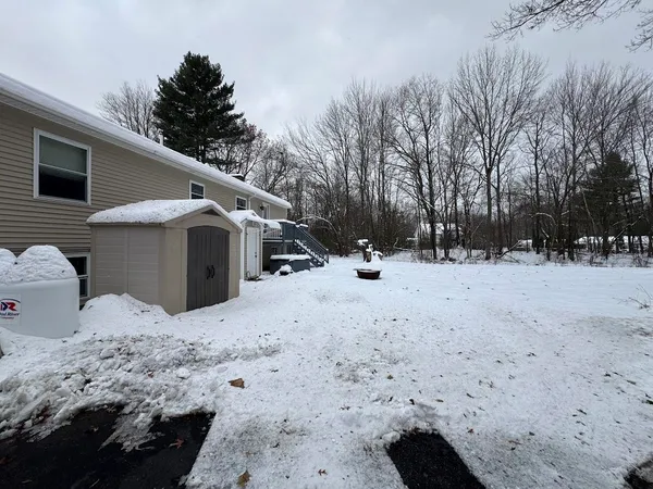 $4,000 | 240 Leda Avenue, Manchester, NH 03104