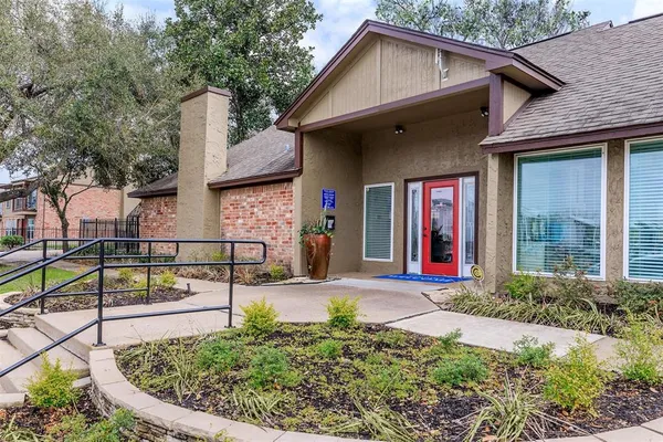 $946 | 10301 Sandpiper Drive, Unit 13154, Houston, TX 77096
