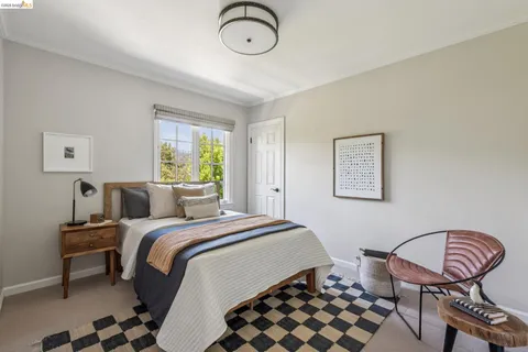 $1,295,000 | 2363 Leimert Boulevard, Oakland, CA 94602
